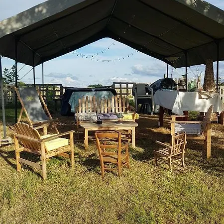 La Petite Houmee * Curzay-sur-Vonne