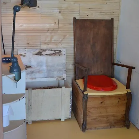 Kemping La Petite Houmee Curzay-sur-Vonne